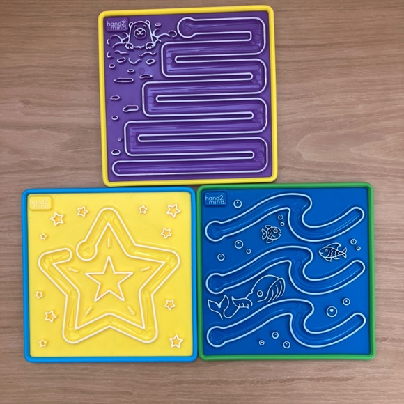 Hand 2 Mind Mindful Maze - Picture 2 of 5